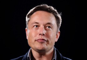 Elon Musk, dublă lovitură: a cumpărat luni acțiuni Tesla cu 6,24$ și a vândut miercuri cu 1067$. Planul celui mai bogat om din lume